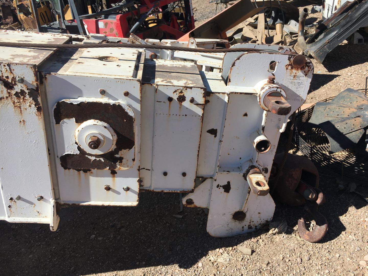 ./imagenes/INVOICE/2019/12511/GRUA PIONEER X4000-RCC (5).JPG